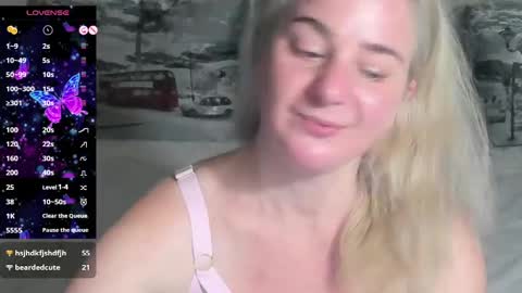 Snapshot of blond_ledi chatting on 02/01/25, 08:26 blond_ledi online show from 02/01/25, 08:26