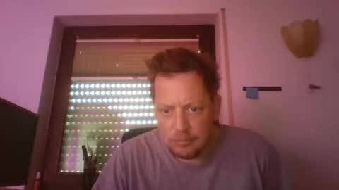 blonde32m online show from 10/05/25, 06:45