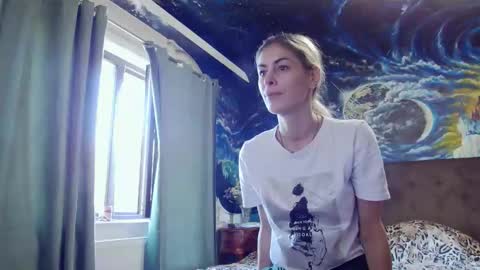 blonde4pasion online show from 10/20/25, 10:49