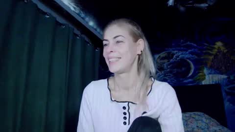 blonde4pasion online show from 11/22/25, 04:44