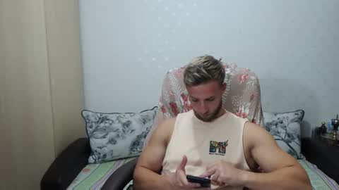 Mr Blond online show from 10/17/25, 08:33