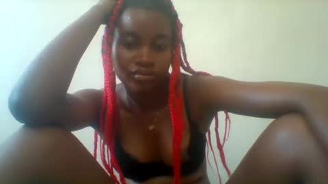 Snapshot of blondebarbiey chatting on 02/26/25, 04:36 blonde online show from 02/26/25, 04:36