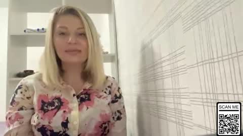 Snapshot of blondie_xoxoxo chatting on 11/12/25, 09:53 blondie_xoxoxo online show from 11/12/25, 09:53