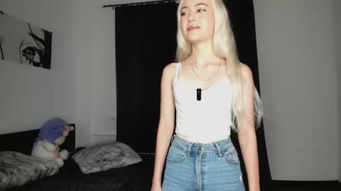 blondiebubble online show from 12/03/25, 10:46