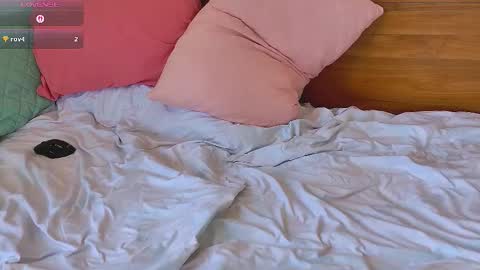 Sasha online show from 10/15/25, 04:56