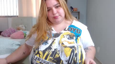 Snapshot of blondyliciousx chatting on 12/15/24, 09:53 katartistic name online show from 12/15/24, 09:53