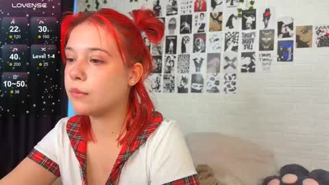 bloom_cherry_ online show from 09/27/25, 03:22