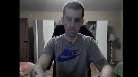 Snapshot of blue_eyed_wolf chatting on 01/13/25, 03:04 Runaway online show from 01/13/25, 03:04