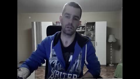 Snapshot of blue_eyed_wolf chatting on 02/19/25, 09:14 Runaway online show from 02/19/25, 09:14