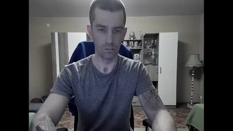 Snapshot of blue_eyed_wolf chatting on 03/02/25, 08:50 Runaway online show from 03/02/25, 08:50