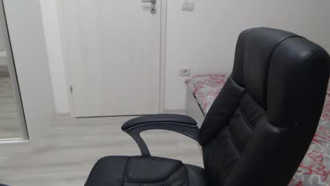 Juliet online show from 02/25/25, 05:36