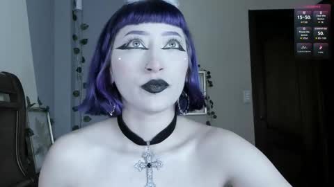 sophie  online show from 11/19/25, 05:24