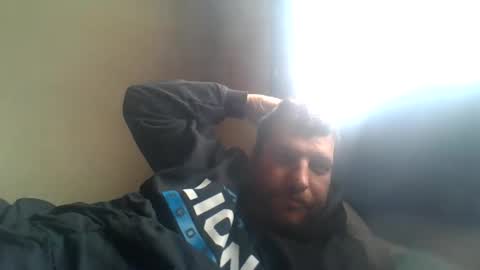 bluedemoneyes1986 online show from 02/05/25, 06:37