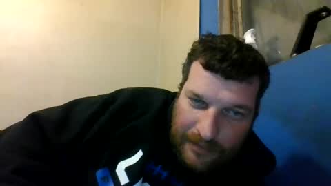 bluedemoneyes1986 online show from 02/12/25, 02:03