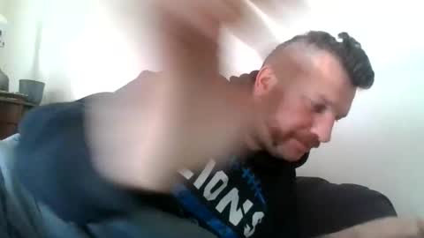 bluedemoneyes1986 online show from 02/18/25, 06:37