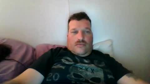 bluedemoneyes1986 online show from 10/31/25, 07:09