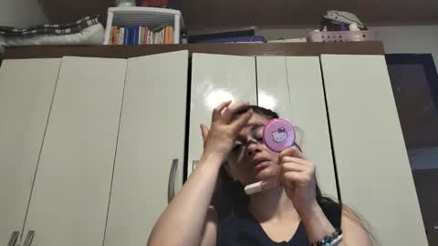 Snapshot of bluee_rose chatting on 11/08/25, 06:13 rose online show from 11/08/25, 06:13