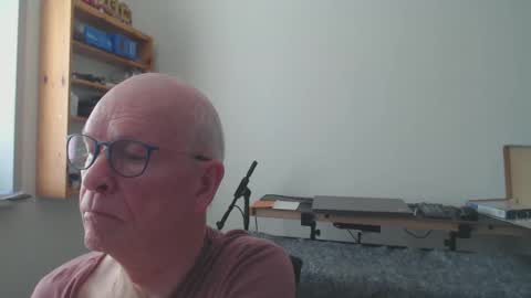 Snapshot of blueeyesn8 chatting on 03/07/25, 10:02 blueeyesn8 online show from 03/07/25, 10:02