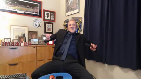 Snapshot of blueribbonboy chatting on 01/21/25, 11:34 Brad online show from 01/21/25, 11:34