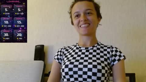 bluevixen7 online show from 09/26/25, 03:21