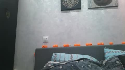 BlueXOwl online show from 11/03/25, 04:08