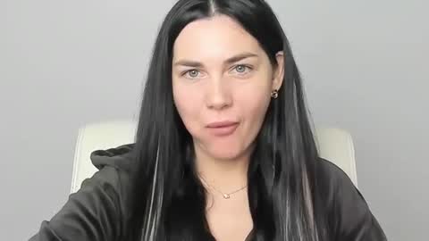 Kelly online show from 10/24/25, 08:00