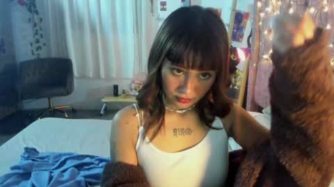 Snapshot of blumasweet chatting on 01/06/25, 10:24 Bluma Sweet online show from 01/06/25, 10:24
