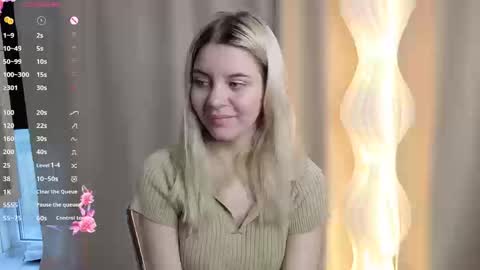 Chloe online show from 10/18/25, 06:16