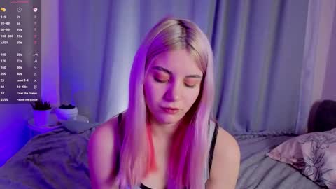 Chloe online show from 11/13/25, 07:29