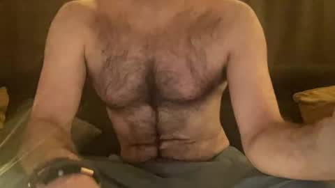 Snapshot of bmcmg chatting on 10/30/25, 04:52 Brian mc online show from 10/30/25, 04:52