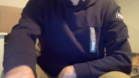 Snapshot of bmcmg chatting on 11/08/25, 11:36 Brian mc online show from 11/08/25, 11:36