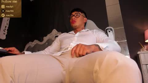 Snapshot of bob_mcock chatting on 11/06/25, 11:33 bob mcock online show from 11/06/25, 11:33