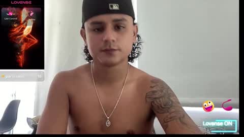 Bob  INDEPENDENT MODEL online show from 10/23/25, 03:00