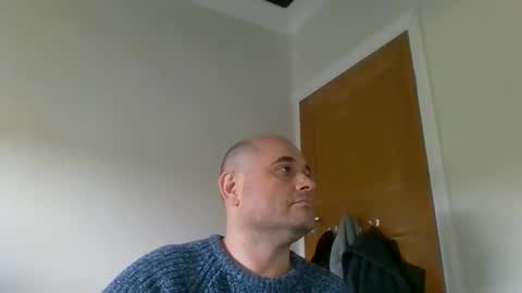 Snapshot of bobabator chatting on 12/06/24, 11:54 bobabator online show from 12/06/24, 11:54