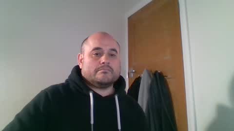 Snapshot of bobabator chatting on 03/10/25, 03:52 bobabator online show from 03/10/25, 03:52