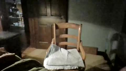 Snapshot of bobbywad25 chatting on 10/29/25, 01:41 bobbywad25 online show from 10/29/25, 01:41