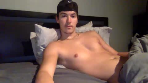 Snapshot of bobo221614 chatting on 12/22/24, 11:33 bobo221614 online show from 12/22/24, 11:33