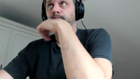 Snapshot of bodycum chatting on 10/16/25, 12:06 bodycum online show from 10/16/25, 12:06