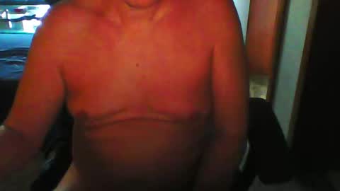 Snapshot of bodyminds82 chatting on 10/03/25, 10:23 Mr String online show from 10/03/25, 10:23