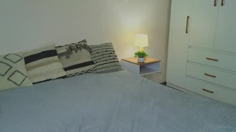 ALEXPVT IS OPEN online show from 10/08/25, 04:32