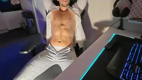 Snapshot of boiteasex chatting on 09/13/25, 03:34 boiteasex online show from 09/13/25, 03:34