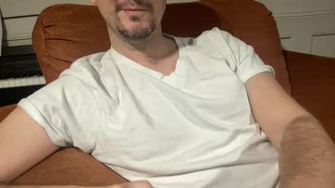 Snapshot of boludopeludo chatting on 01/31/25, 04:36 edilsonrd online show from 01/31/25, 04:36