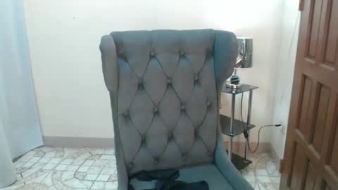 Luna online show from 10/09/25, 07:23