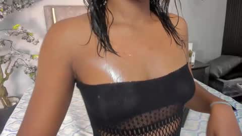 Snapshot of boniebluee chatting on 11/17/25, 04:18 boniebluee online show from 11/17/25, 04:18