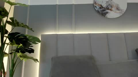 Snapshot of bonnie_bloom chatting on 01/17/25, 02:18 Bonnie online show from 01/17/25, 02:18