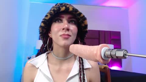 Snapshot of bonnybonnet chatting on 02/28/25, 02:31 bonnybonnet online show from 02/28/25, 02:31