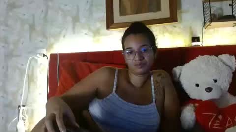 Snapshot of bonvivantb chatting on 01/14/25, 02:53 Queen Bon Vivantt online show from 01/14/25, 02:53