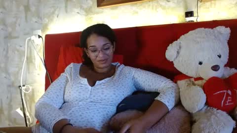 Snapshot of bonvivantb chatting on 02/12/25, 01:59 Queen Bon Vivantt online show from 02/12/25, 01:59