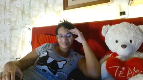 Snapshot of bonvivantb chatting on 02/14/25, 04:26 Queen Bon Vivantt online show from 02/14/25, 04:26