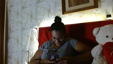 Snapshot of bonvivantb chatting on 02/18/25, 01:44 Queen Bon Vivantt online show from 02/18/25, 01:44